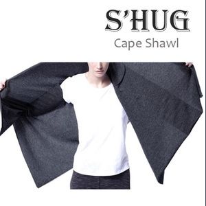 Black White Classic S'Hug Cape Shawl